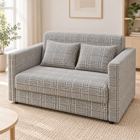 Canapé-lit pliable à carreaux avec accoudoirs carrés rembourrés et matelas blanc intégré pour appartement scandinave