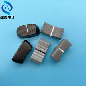 โพเทนชิโอมิเตอร์แบบเลื่อน H Electronic Components พร้อมฝาครอบแบบกด ขนาดรูใน 4 มม. แบบปรับได้ - Product Image 1