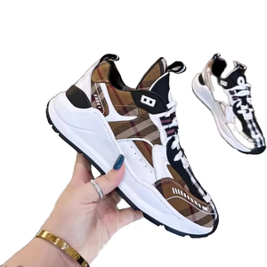 Zapatos Deportivos de Suela Gruesa para Hombre, Modernos y Versátiles, Diseño Inspirado, Nuevos Zapatos Blancos Transpirables Estilo Papá para Invierno - Product Image 3