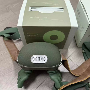 268 °   Masseur de nuque et d'épaules bidirectionnel à pétrissage, 4 têtes de massage en silicone, massage profond des tissus Shiatsu avec chaleur, écran LCD, minuterie, USB - Product Image 3
