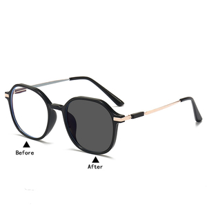 <span class=keywords><strong>Lunettes</strong></span> de lecture anti-lumière bleue à la mode <span class=keywords><strong>Lunettes</strong></span> de soleil photochromiques 2-en-1 <span class=keywords><strong>Lunettes</strong></span> de lecture multifocales progressives polyvalentes - Product Image 1