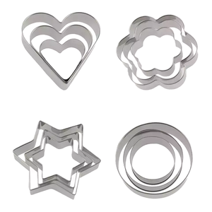 Ensemble de <span class=keywords><strong>emporte</strong></span>-pièces en acier inoxydable avec cœur Outils de cuisson en métal Moules Coupe-biscuits Noël Pâques - Product Image 1