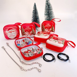 Pulseras infantiles con cuentas y colgantes de sirena creativos para hacer joyería DIY, gran éxito de ventas en Navidad 2025 - Product Image 3