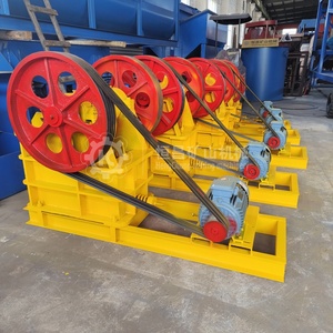 Impianto di Frantumazione e Separazione Magnetica del Minerale di Ferro da 2 TPH: Alimentatore Vibrante, Frantoio a Mascelle, Mulino a Sfere, Puleggia Magnetica - Product Image 5