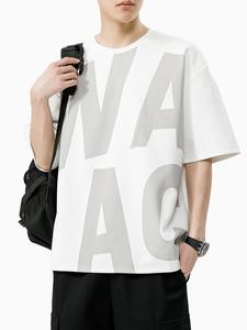 T-shirt élégant pour hommes avec lettrage-Impression de typographie audacieuse sur tissu respirant, idéal pour un look avant-gardiste - Product Image 6