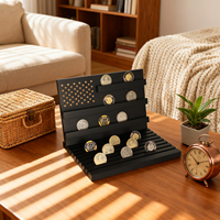 Exhibidor de Monedas de Madera de Pino Sólida con Grabado de la Bandera Americana Negra, Soporte de Monedas de Varios Niveles para Mesa, Coleccionable