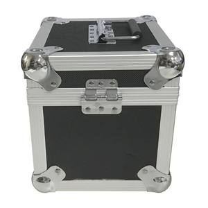 Boîte de <span class=keywords><strong>rangement</strong></span> durable en aluminium robuste pour disques vinyles 7 pouces <span class=keywords><strong>45</strong></span> <span class=keywords><strong>tours</strong></span>, capacité de 100 disques, boîte en aluminium - Product Image 5