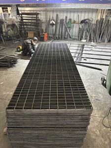 Grille en acier galvanisé soudée pour éolienne, grille de plateforme pour l'industrie sidérurgique et les usines - Product Image 4