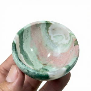 Venta al por mayor de cristales de labradorita de 5-7 mm para Reiki, piedras naturales en bruto con destellos azules, chips tallados para Navidad - Product Image 1