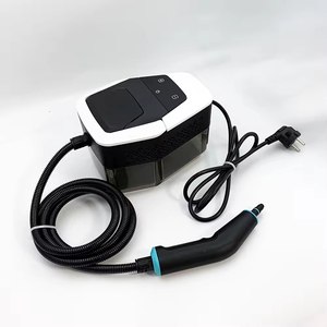 Limpiador a Vapor Eléctrico de Nuevo Diseño con Manguera Larga, Tanque de Agua de 1800 ml, Presión de Vapor de 4 Bares, para Uso en Automóviles, Hoteles y Hogares, 1500 W - Product Image 4