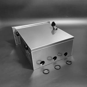 صناديق كهربائية خارجية مقاومة للماء من الفولاذ المقاوم للصدأ 304 بمستوى حماية IP66 مطلية بالبودرة للتثبيت على الحائط - Product Image 5