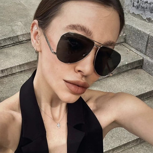 Outdoor Riding <b>Sunglasses</b> Anti-Reflective Full Rim High Quality UV Protection for Women <b>Retro</b> Design - Product Image 1