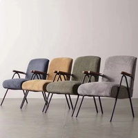 Fauteuil lounge en tissu avec accoudoirs en métal, design minimaliste nordique moderne, pour appartement, salon, chambre, hôtel, bureau, hall d'entrée