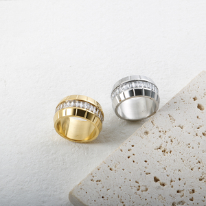 Anillo de acero inoxidable personalizado para pareja de adolescentes, anillo de circón circular de acero de titanio, piedra no caída, nuevo diseño - Product Image 1