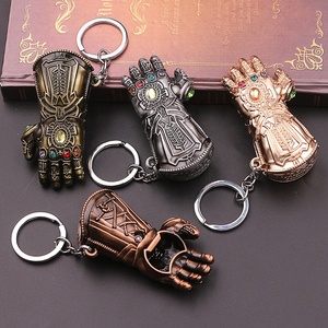 All'ingrosso 3D portachiavi in lega di metallo Infinity War <span class=keywords><strong>Thanos</strong></span> guanti pugno apribottiglie pellicola portachiavi Mar vel Souvenir - Product Image 5