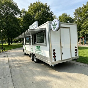 Nouveau camion de restauration mobile rétro moderne en acier inoxydable et fibre de verre, résistant à la rouille, pour usage extérieur, vente en gros - Product Image 4