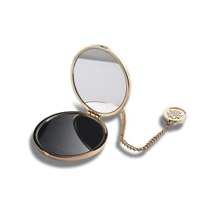 Miniespejo portátil redondo con logotipo personalizado, juego de <span class=keywords><strong>Metal</strong></span>, doble cara, para maquillaje, venta directa de fábrica - Product Image 1