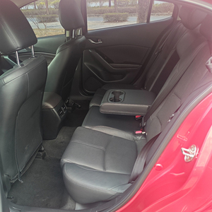 <span class=keywords><strong>Mazda</strong></span> <span class=keywords><strong>3</strong></span> Angkesaila <span class=keywords><strong>2017</strong></span>, Sedán de Lujo, Automático, 5 Puertas, 5 Asientos, Techo Solar de Cuero, Luces LED, Motor 1.5L, Emisión Euro V, Auto Usado 1-25000 - Product Image 4