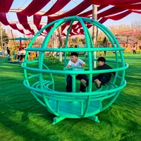 Manège éducatif rotatif en plastique de qualité commerciale pour l'extérieur, idéal pour les parcs d'attractions et les centres familiaux