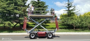 Plateforme autopropulsée Zoomye haute productivité avec pneus ultra larges et longue durée <span class=keywords><strong>de</strong></span> vie pour vergers <span class=keywords><strong>de</strong></span> pommes, poires et pêches - Product Image 6