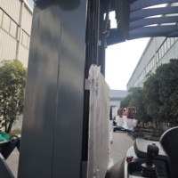 Chariot élévateur à ciseaux électrique contrepoids de 2,5 tonnes de capacité, levée de 3M à 6M