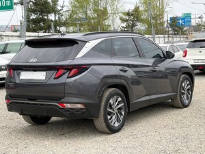 Sin accidentes 2022 GRIS El Nuevo SUV Diésel 2.0 Automático con Modo Todoterreno, un SUV Versátil en Venta - Product Image 2