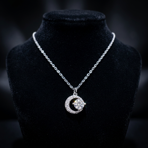 Joyería fina personalizada de plata 925 con forma de luna, moissanita D VVS1, joyería minimalista de moda, colgante de compromiso, collar para regalo. - Product Image 2