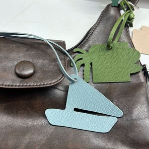 Burj Al Arab Hotel <b>Charms</b> Dubai Pendant Travel Souvenir Leather UAE Landmark <b>Bag</b> Keychain - Product Image 1