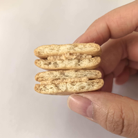 Biscuits sandwichs croustillants au beurre de cacahuète, saveur riche en cacahuètes, emballage individuel 35g, collation sucrée et salée, vente en gros OEM