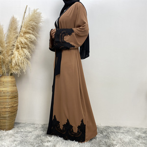 Moda Árabe do Oriente Médio, Abaya Islâmica Bordada e Respirável em Tamanho Plus, Vestido Longo para Mulheres - Product Image 4
