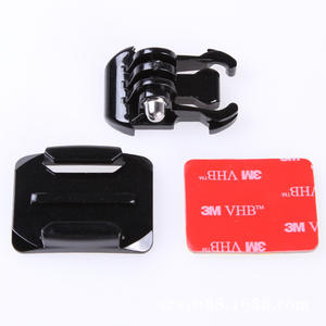 Support de casque incurvé de haute qualité pour GoPro 9 avec adhésif double face 3M et base mobile incluant un support de casque à base incurvée - Product Image 3