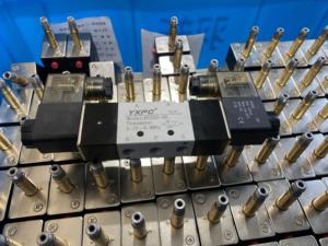 Electroválvula de Bajo Costo 4V220-06, Presión 0.8Mpa, Potencia 3W 4.8W, Bobinas Dobles, <span class=keywords><strong>1</strong></span>/8 <span class=keywords><strong>1</strong></span>/4 Pulgadas, Electroválvula de Control 5/<span class=keywords><strong>2</strong></span>, 24v - Product Image 2