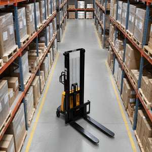 Goedkope prijs Nieuwe Volledig Elektrische Hydraulische Stapelwagen Draagbare Pallettruck Stapelwagen Zelfheffend AWD Elektrische Zijdelingse Verstelling Loodzuur - Product Image 1