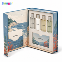 Boîte cadeau rigide en papier, style livre, imprimée en couleur personnalisée, avec revêtement aqueux mat et insert en carton quadri-couche pour 4 articles