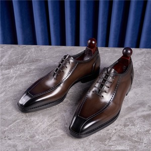 Zapatos Oxford Retro Británicos de Fábrica, Zapatos de Hombre de Cuero Genuino Hechos a Mano con Punta Cuadrada y Cordones, Color Marrón, Casuales de Negocios, Ligeros y Antideslizantes - Product Image 1