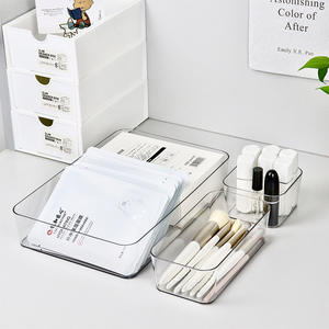 Caja organizadora de maquillaje de plástico transparente con divisores para almacenamiento en el escritorio, soporte para brochas cosméticas y lápices labiales, forma rectangular, sin tapa - Product Image 1