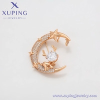 Broches de Noël unisexes Xuping Jewelry tendance en cuivre plaqué or 18 carats avec zircon cubique synthétique