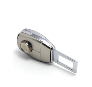 DFC01 Nouvelle Créativité Accessoires Auto Universels Embout de Ceinture de Sécurité Décoration Intérieure Rallonge de Ceinture de Sécurité Type Universel Verrouillage 5.0 - Product Image 5