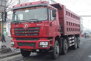 Camión Volquete para Minería SINOTRUCK F3000, Capacidad de 41-50t, 8X4, Diésel, Transmisión Manual, Euro 5, Trabajo Pesado - Product Image 6