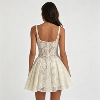 Robe mini blanche en dentelle à fines bretelles, col carré, jupe évasée, élégante pour soirée, mariage, invitées, vêtements de mode pour femmes