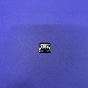 Hebilla de Plástico de Alta Calidad para Accesorios de Ropa Interior, Modelo Hoi Yip <span class=keywords><strong>1864</strong></span>, Venta al Por Mayor - Product Image 2