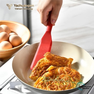 Juego de espátulas de plástico coloridas para cocinar y acampar - Product Image 4