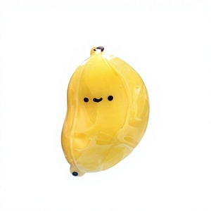 Petit jouet anti-stress en plastique en forme de banane, avec sensation de pâte à modeler souple - Product Image 1