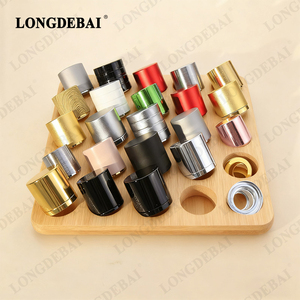 Tapa Magnética de Lujo en Stock para Perfume, Negra, Dorada, Plateada, Roja, 30ml, de Metal Zamac, con Collar para Perfume - Product Image 6