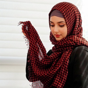 ผ้าคลุมไหล่อะค<span class=keywords><strong>ร</strong></span>ิลิคพู่ห้อยแบบใหม่ล่าสุด ผ้าพัน<span class=keywords><strong>ค</strong></span>อเนื้อนุ่มลายตา<span class=keywords><strong>ร</strong></span>าง <span class=keywords><strong>ค</strong></span>ีมา<span class=keywords><strong>ร</strong></span>์ ผ้าวิสโคส ฮิญาบสำห<span class=keywords><strong>ร</strong></span>ับผู้หญิงมุสลิม ผู้หญิงซูดาน ทูบ 2026 - Product Image 3