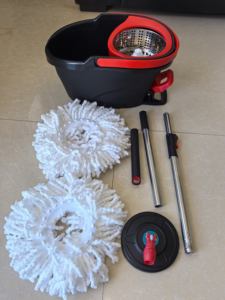 Kostenloses Muster Wischmopp-Eimer mit Schmutzwassertrennung, Freihändiges Waschen, Wischmopp mit 2 Wiederverwendbaren Mikrofaser-Mopp-Pads, Eimer-Set für die Reinigung - Product Image 6