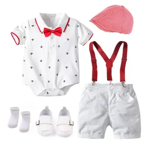 Yeni yakışıklı tulum takım elbise şapka şort kemer yay ayakkabı + çorap çocuk giysileri yürüyor bebek giyim seti doğum günü