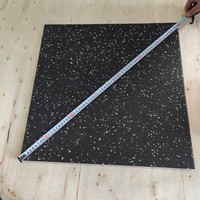 Tapis de sol en caoutchouc pour salle de sport commerciale, destiné aux installations de fitness commerciales