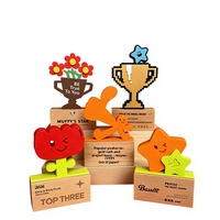 Trophée Créatif Imprimé en 3D, Personnalisé en Acrylique et Cristal, Gravure Gratuite, Gravure UV sur Bois, Amusant et Mignon pour Jeux Sportifs d'Enfants