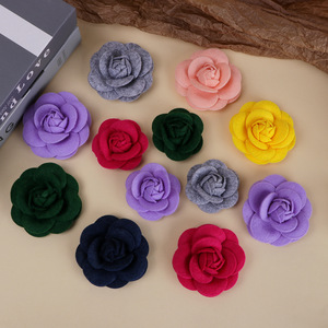 Fleurs en tissu non tissé de camélia faites à la main pour vêtements, chaussures, sacs, accessoires, décorations pour femmes, automne 2025 - Product Image 1